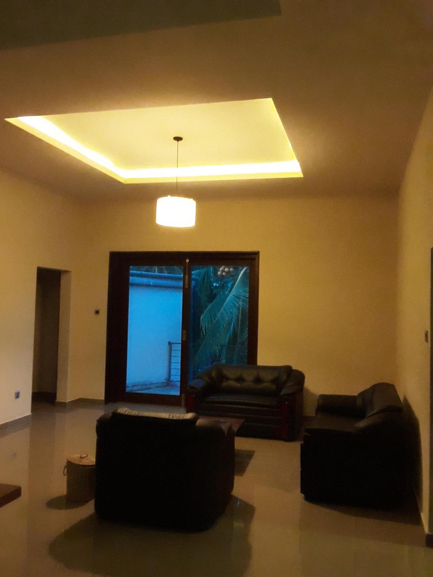 Thalangama Lakeview Lodge Battaramulla Ngoại thất bức ảnh