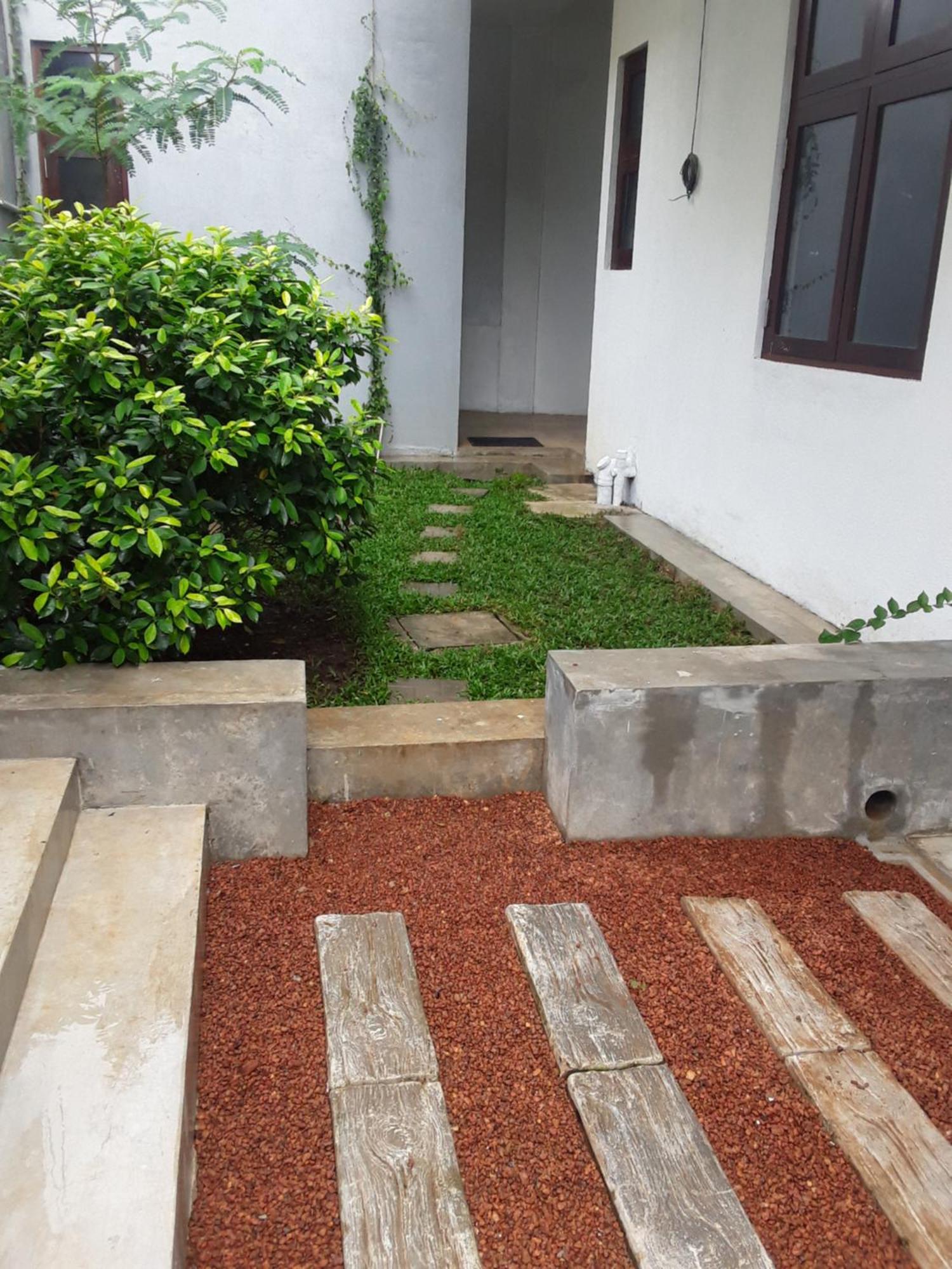 Thalangama Lakeview Lodge Battaramulla Ngoại thất bức ảnh