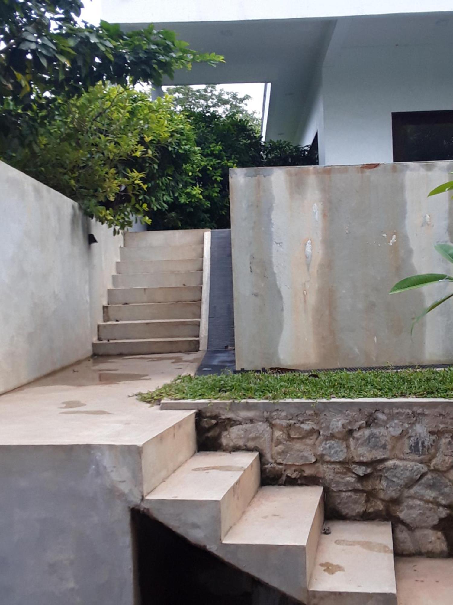 Thalangama Lakeview Lodge Battaramulla Ngoại thất bức ảnh